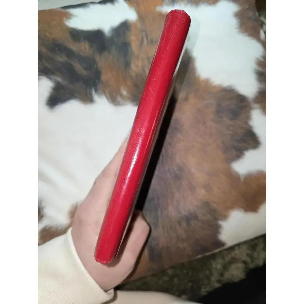 Red Prada Wallet - Picture 12 of 14